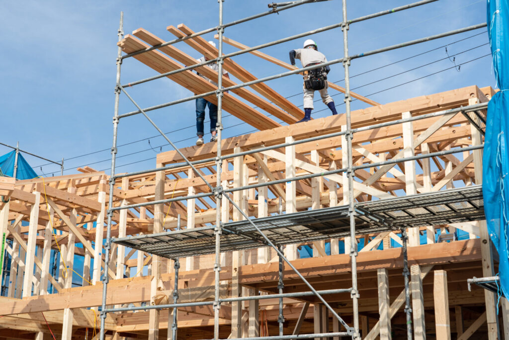 住宅を建てるタイミングを見極める：子育てや家族計画に最適な時期は？